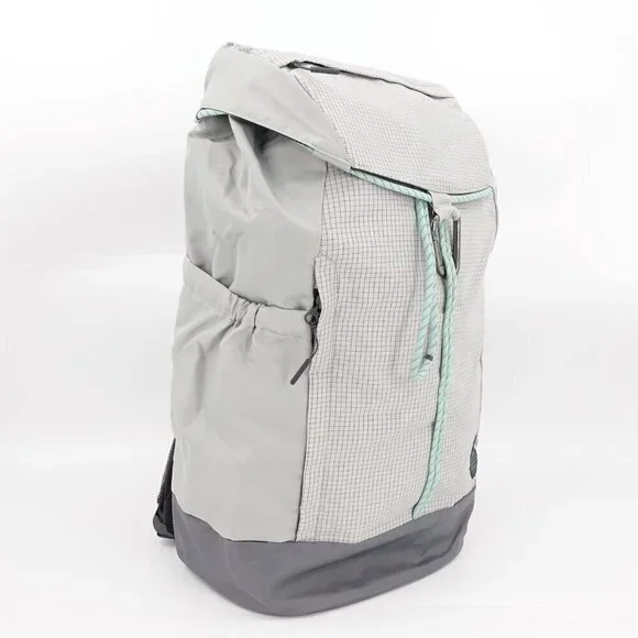 Lululemon Front Clip Backpack 21L Seal Gray OS Lululemon Front Clip Backpack 21L Unisex gray silver mint  main image 2